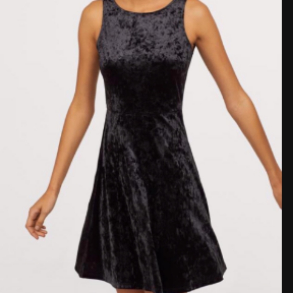 H&M D I V I D E D short velour Skater dress